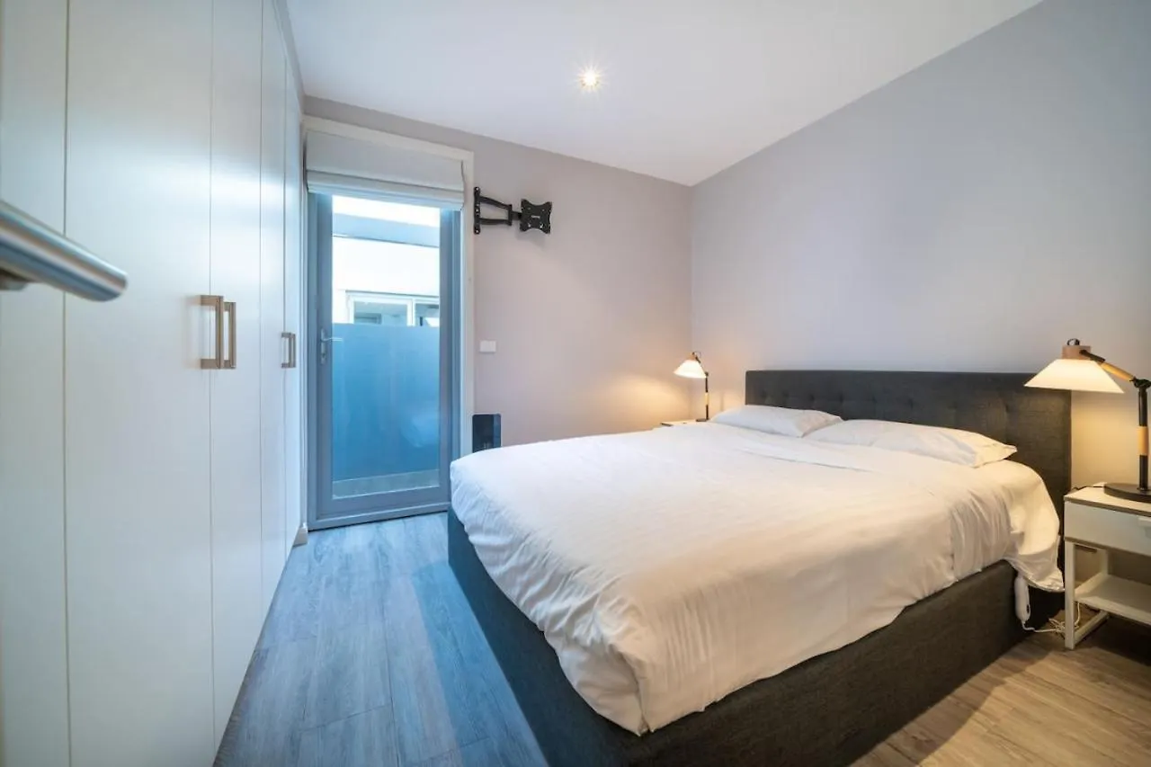 Cosy Contemporary 1Br Plus Sofa Bed Canberra 0*,